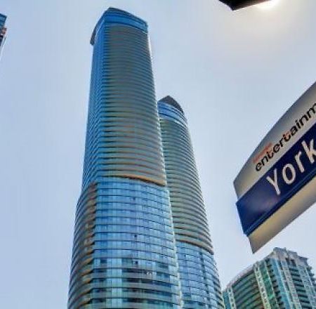 Condo Downtown, Cn Tower, Financial District Toronto Exterior photo