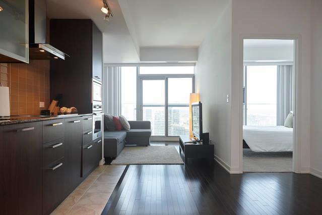 Condo Downtown, Cn Tower, Financial District Toronto Exterior photo